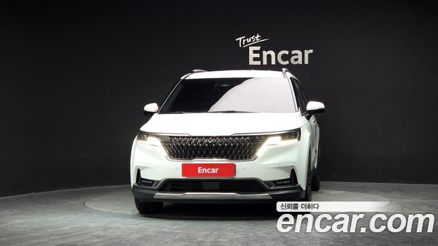 Kia Canival 2023 — photo 3