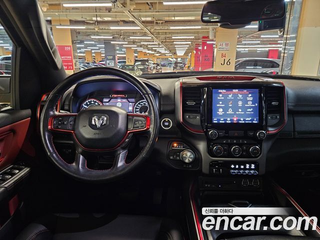 Dodge Ram Pick Up 2019 — photo 12