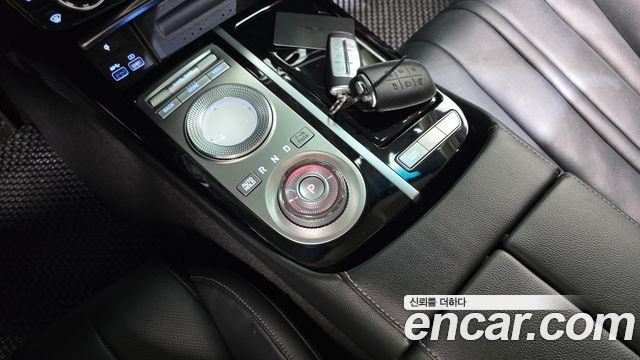 Genesis G80 2022 — photo 9