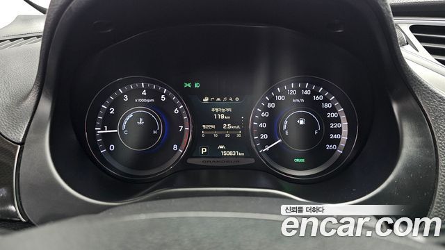Hyundai Grandeur 2017 — photo 8