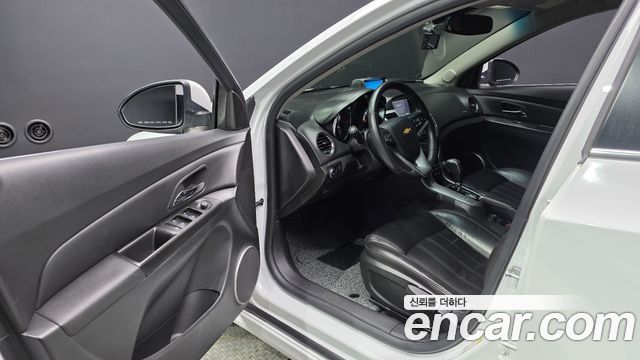Chevrolet Korea Cruze 2011 — photo 10