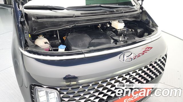 Hyundai Staria 2022 — photo 6
