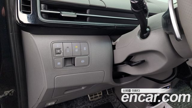 Hyundai Staria 2022 — photo 17