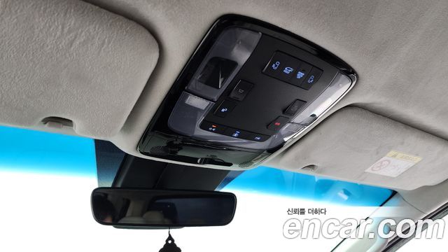 Hyundai Staria 2022 — photo 19