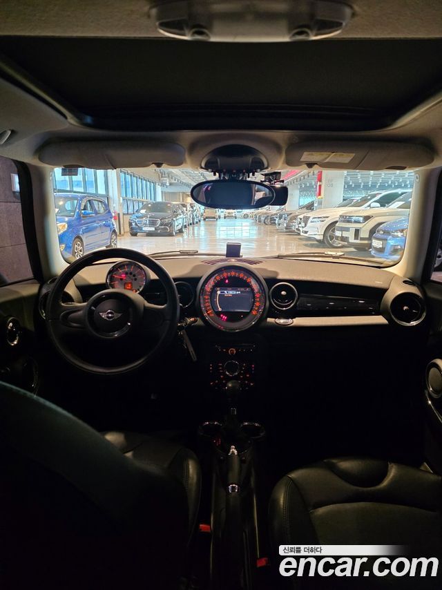 Mini Cooper 2013 — photo 8
