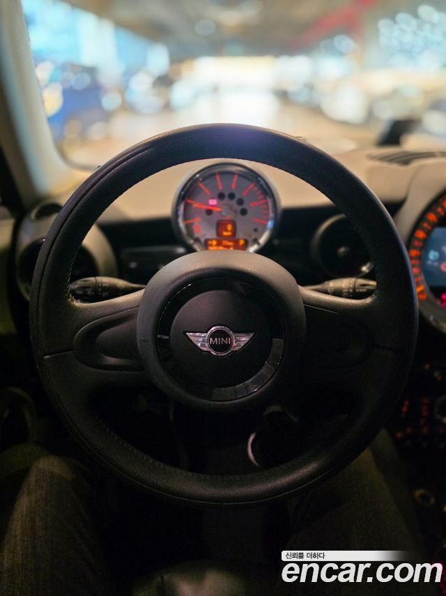 Mini Cooper 2013 — photo 10