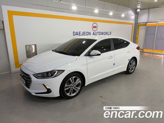 Hyundai AVANTE 2018 — photo 2
