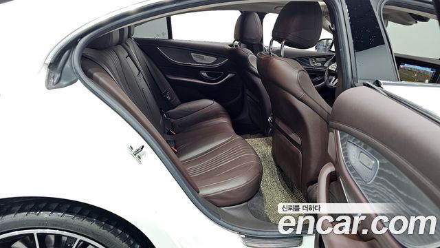 Mercedes-Benz CLS-Class 2020 — photo 12
