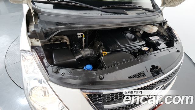 Hyundai Starex 2015 — photo 6