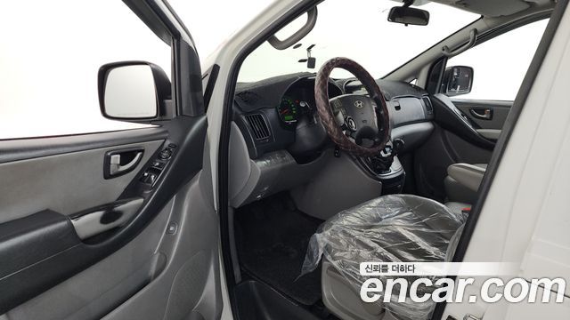 Hyundai Starex 2015 — photo 10