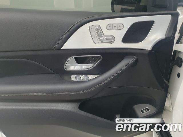 Mercedes-Benz GLE-Class 2021 — photo 15