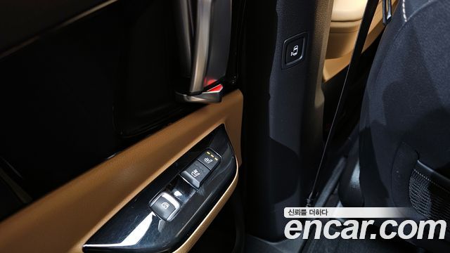 Kia Canival 2023 — photo 19