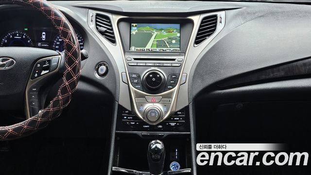 Hyundai Grandeur 2012 — photo 19