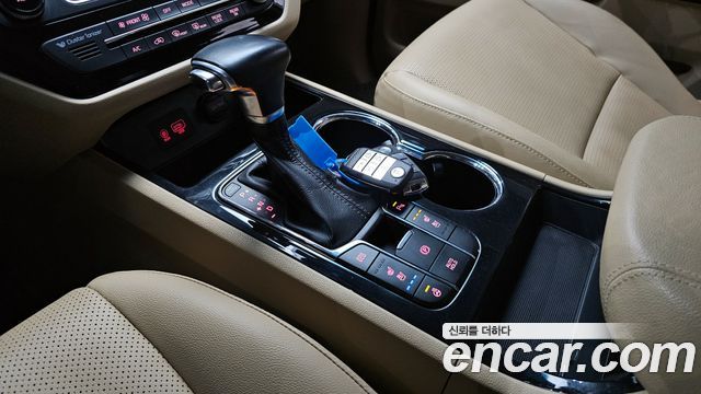 Kia Canival 2019 — photo 9