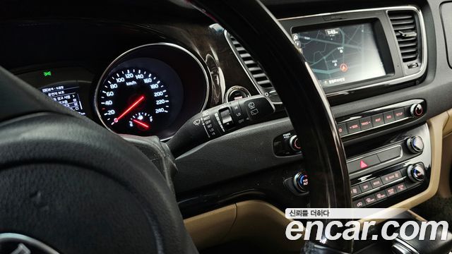 Kia Canival 2019 — photo 19