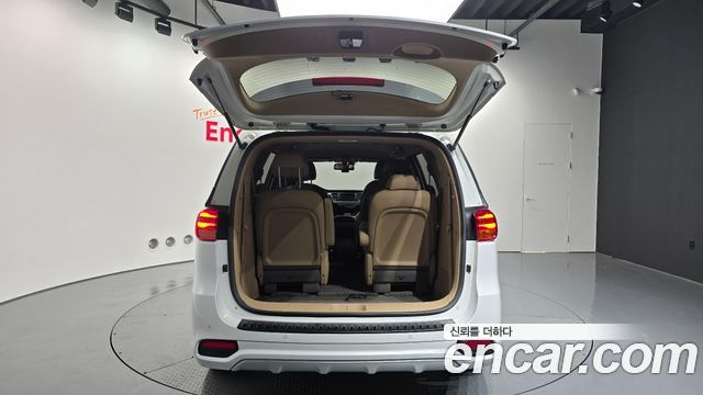 Kia Canival 2019 — photo 20