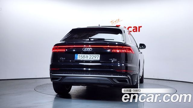 Audi Q8 2021 — photo 4