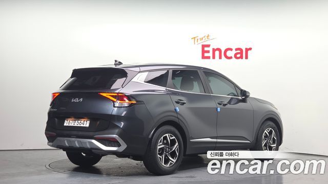 Kia Sportage 2022 — photo 2