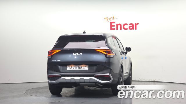 Kia Sportage 2022 — photo 4