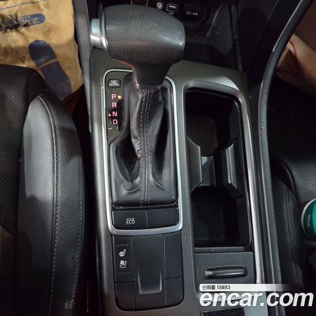Kia K5 2018 — photo 13