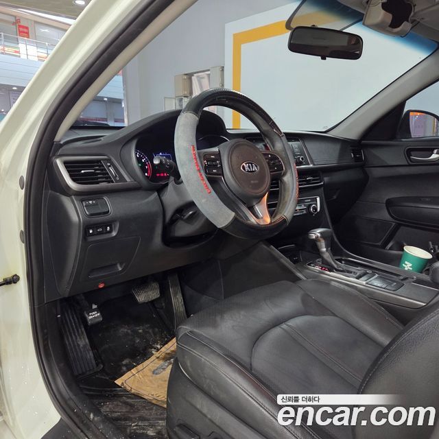 Kia K5 2018 — photo 15