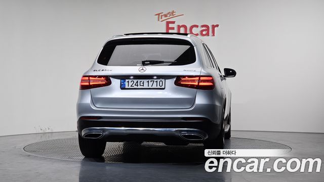 Mercedes-Benz GLC-Class 2018 — photo 4