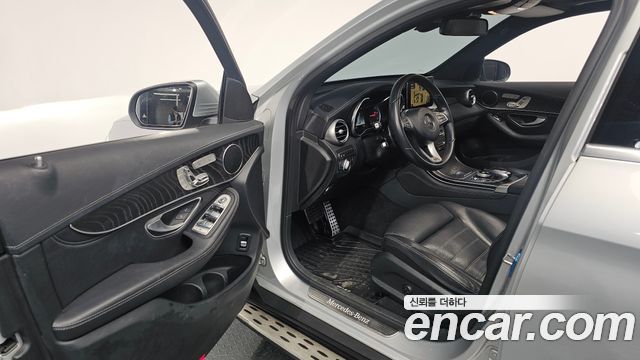 Mercedes-Benz GLC-Class 2018 — photo 10