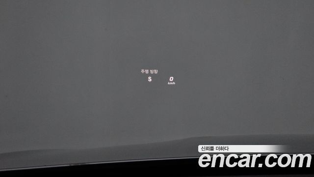 Mercedes-Benz GLC-Class 2018 — photo 17
