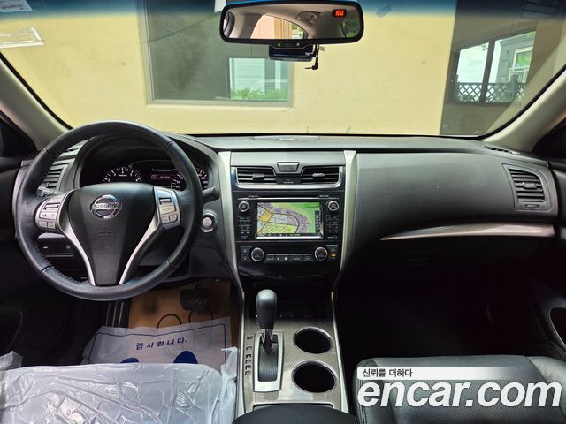 Nissan Altima 2014 — photo 11