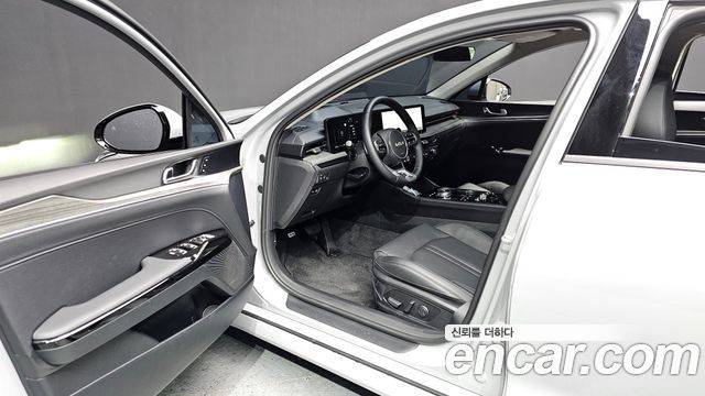 Kia K5 2026 — photo 10