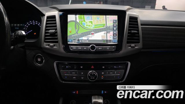KG Mobility Rexton 2018 — photo 16