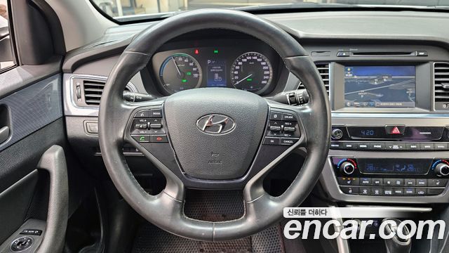 Hyundai Sonata 2015 — photo 14