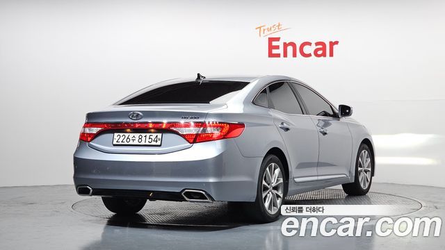 Hyundai Grandeur 2015 — photo 2