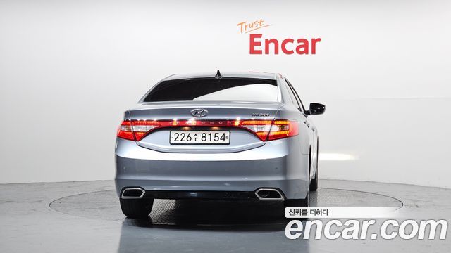 Hyundai Grandeur 2015 — photo 4