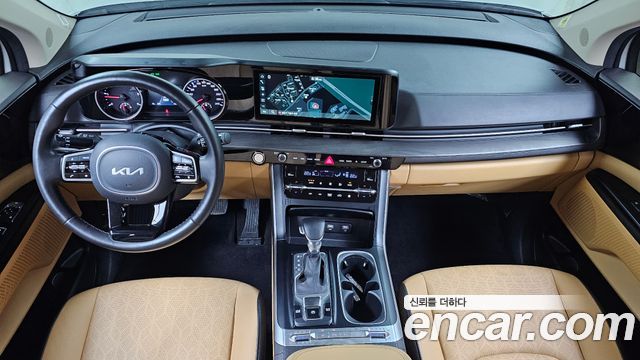 Kia Canival 2023 — photo 7