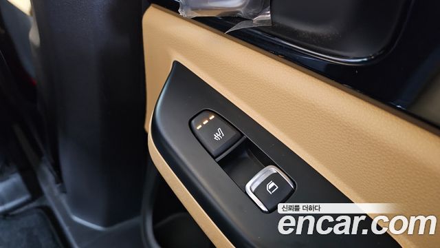 Kia Canival 2023 — photo 19