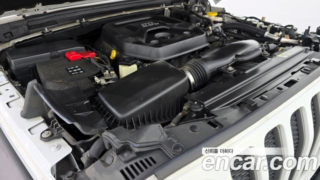 Jeep Wrangler 2020 — photo 6