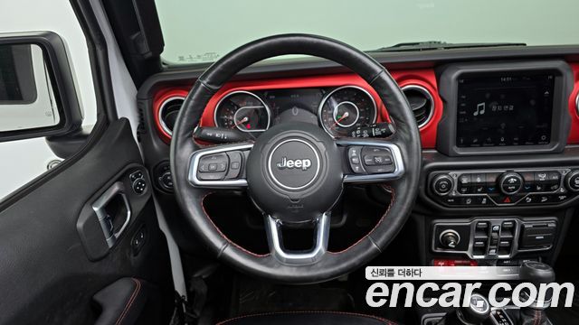 Jeep Wrangler 2020 — photo 13