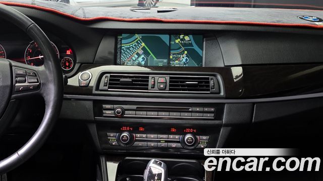 BMW 5-Series 2013 — photo 19