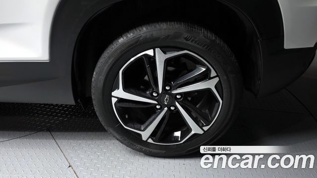 Chevrolet Korea Trailblazer 2022 — photo 5