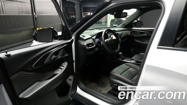 Chevrolet Korea Trailblazer 2022 — photo 11