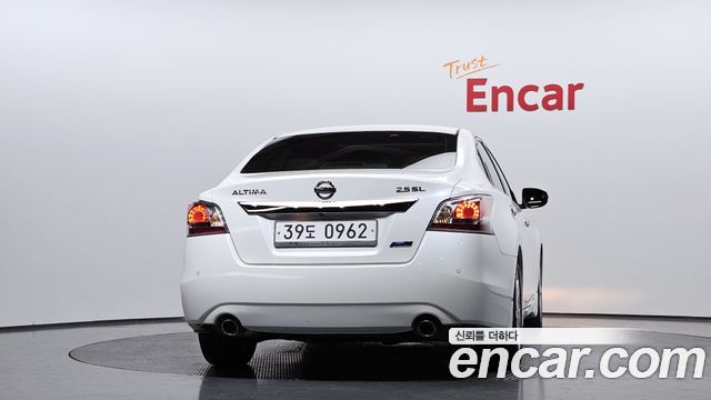 Nissan Altima 2016 — photo 4