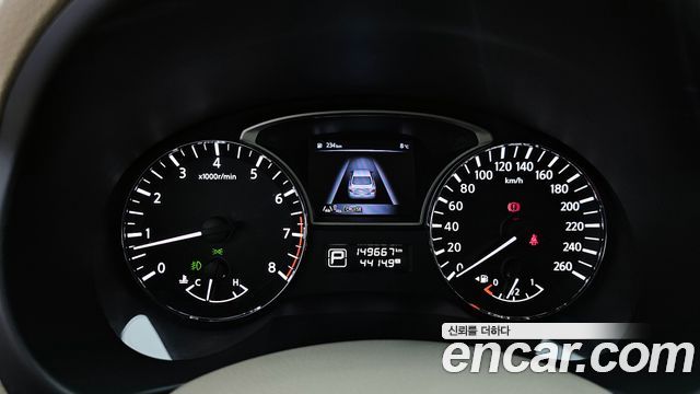 Nissan Altima 2016 — photo 8