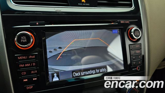 Nissan Altima 2016 — photo 14