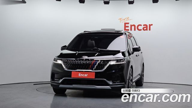 Kia Canival 2021 — photo 3