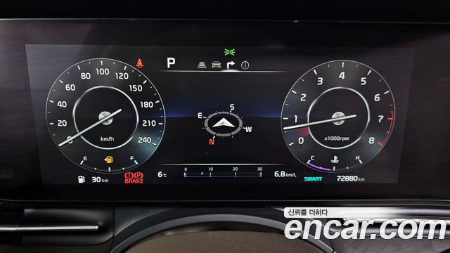 Kia Canival 2021 — photo 8