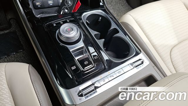 Kia Canival 2021 — photo 9
