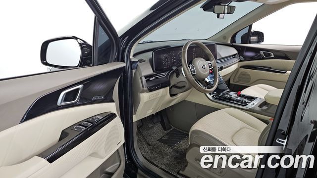 Kia Canival 2021 — photo 11