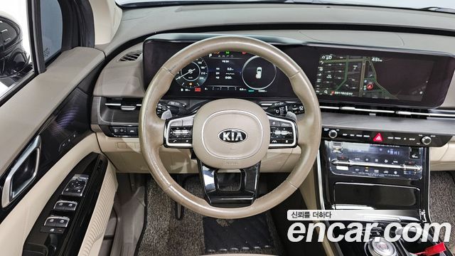 Kia Canival 2021 — photo 13