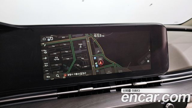 Kia Canival 2021 — photo 15